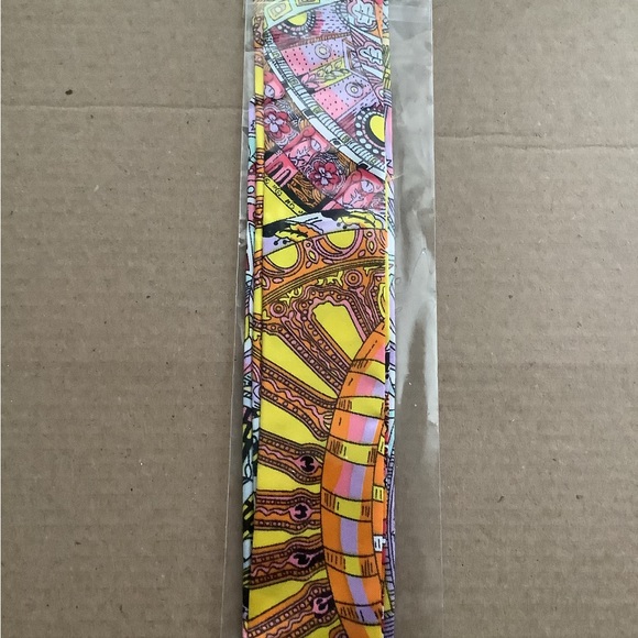 Skinny scarf/wrist wrap/hair tie - Picture 4 of 6